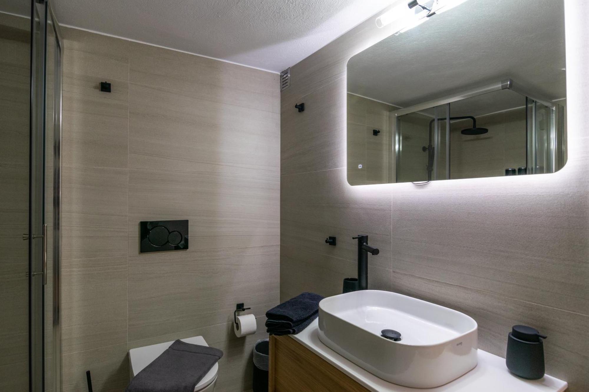 Vitalis Residences - Haven Suites Αδάμας Εξωτερικό φωτογραφία